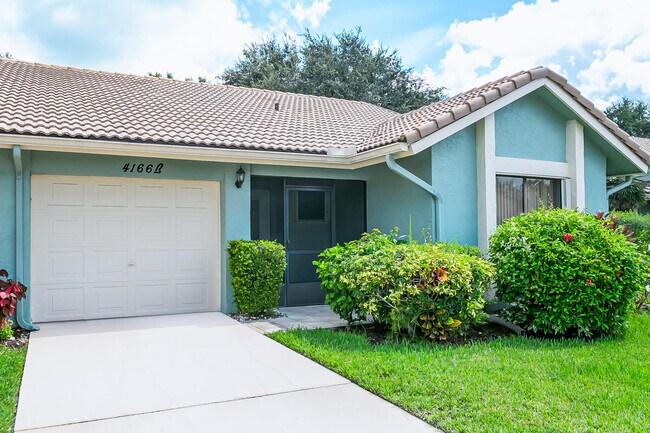 Building Photo - 4166 Gator Trace Villas Cir