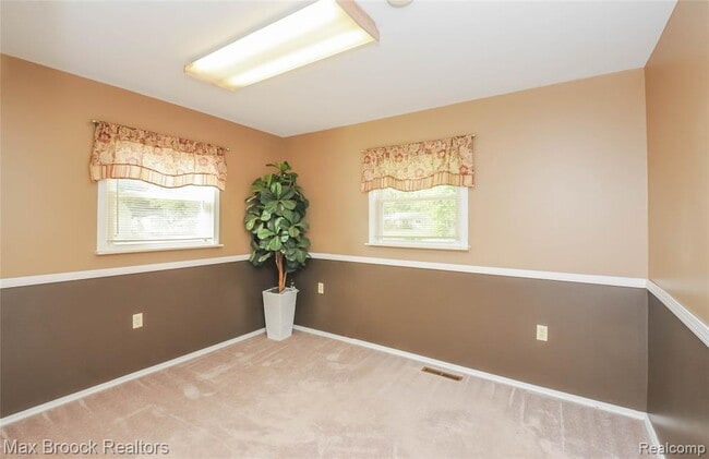 Building Photo - 50191 Cedargrove Rd