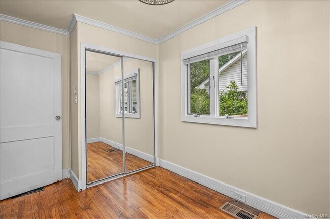 Building Photo - 21 Lenox Ave