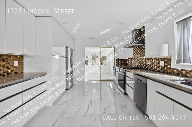 Building Photo - 1323 Lincoln St