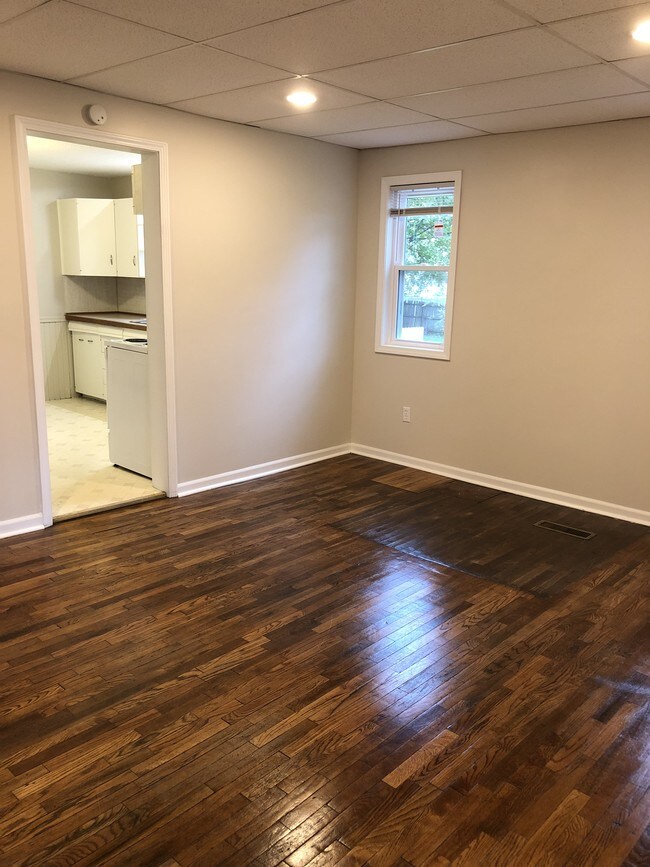First Floor Dining Room - 820 Hall St