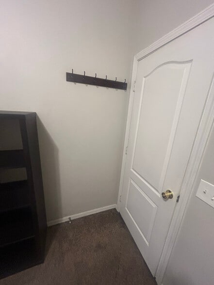 Building Photo - 8151 Canterbury Lake Blvd