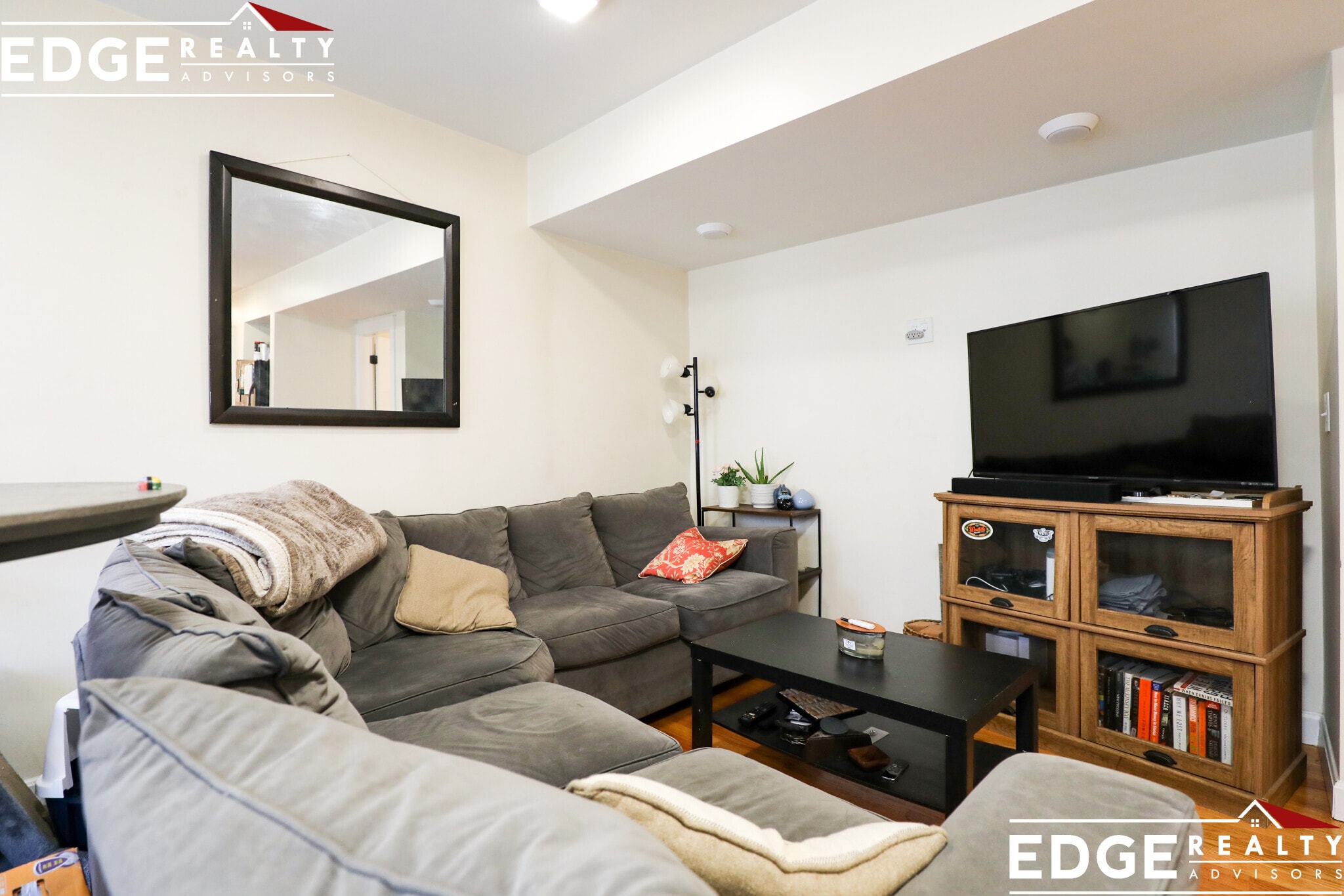 Building Photo - 21-23 Weitz St. Unit 1