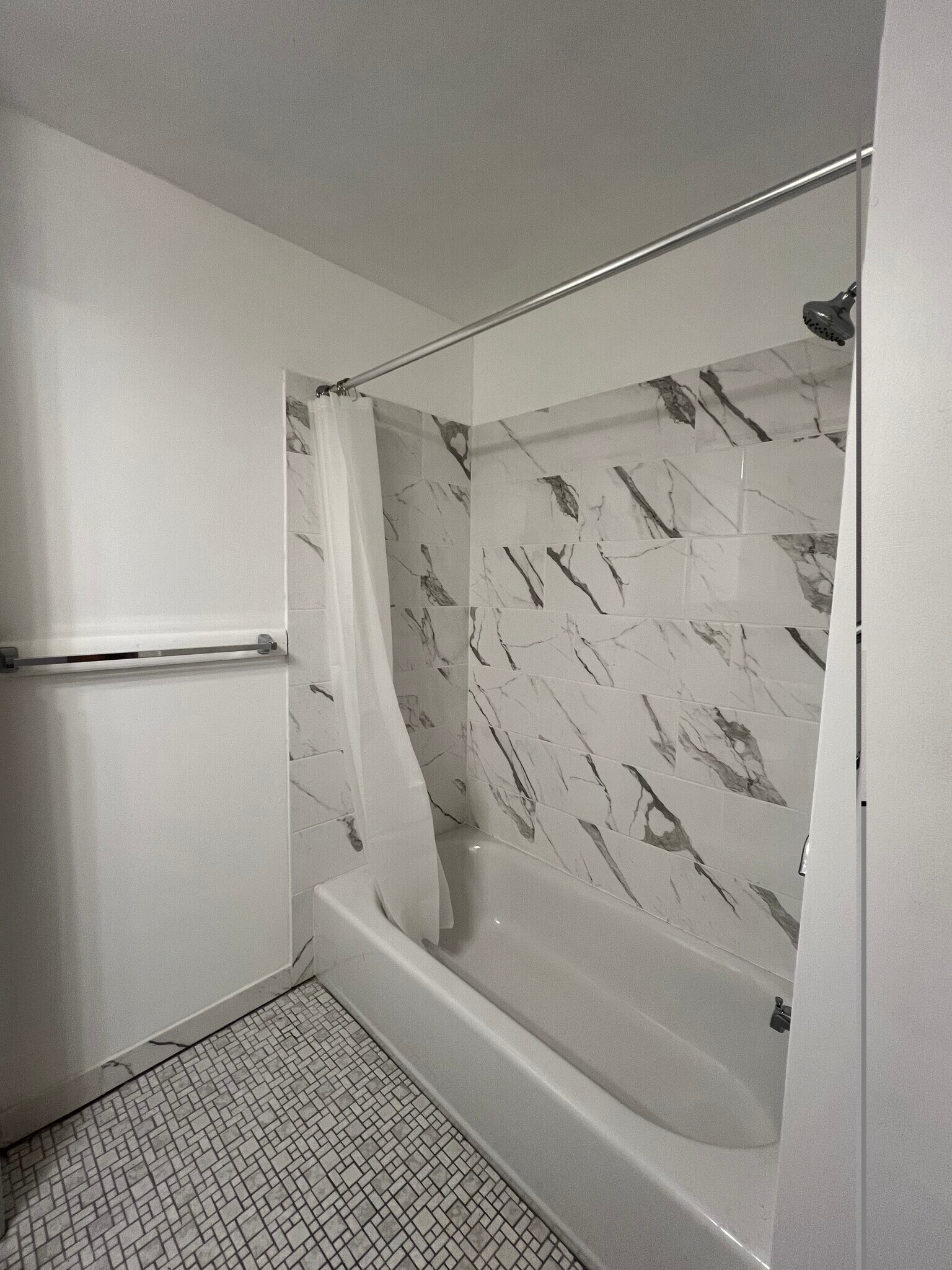 Building Photo - 625 S 19th St