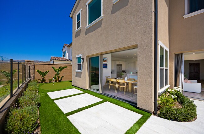 Building Photo - 135 Oakstone