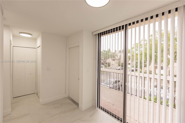 Building Photo - 2931 SW 87th Terrace