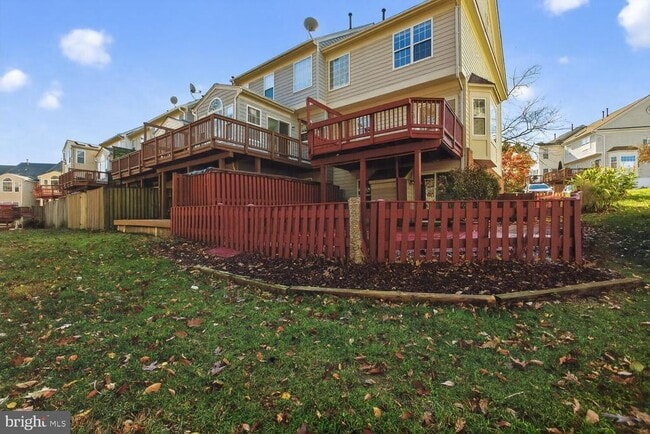 Building Photo - 3844 Koval Ln