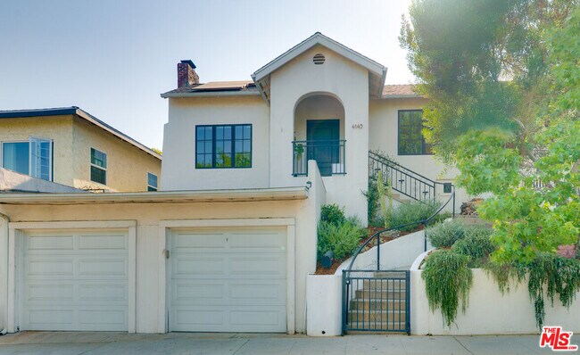 Building Photo - 4145 Somers Ave