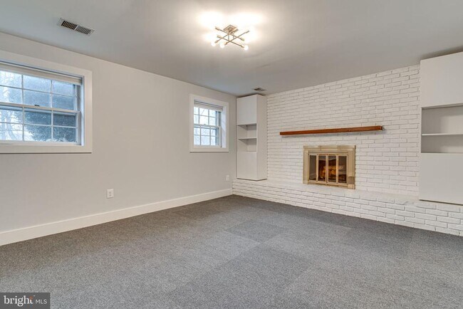 Building Photo - 4223 San Juan Dr