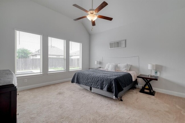 Building Photo - 18012 Leccion Dr