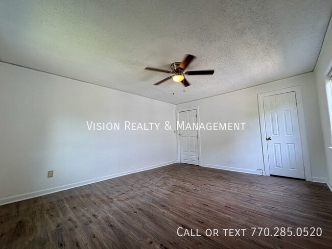 Building Photo - 1070 Ollie Cir NW