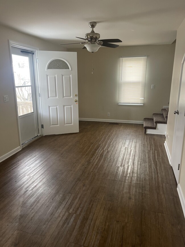 Building Photo - 638 Decatur Ave