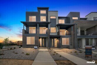 Building Photo - Spacious 3BR Townhome in Broomfield
