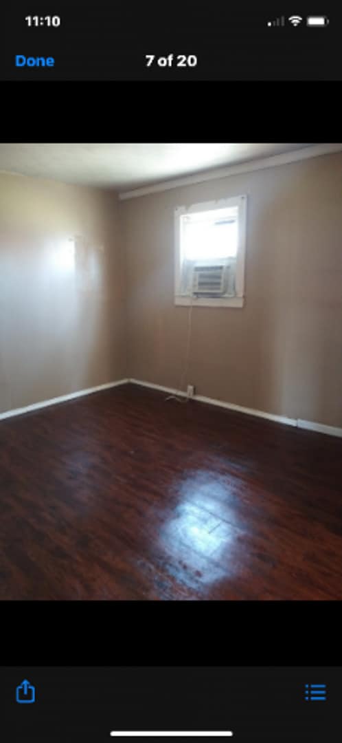 Building Photo - 105 E Bond St