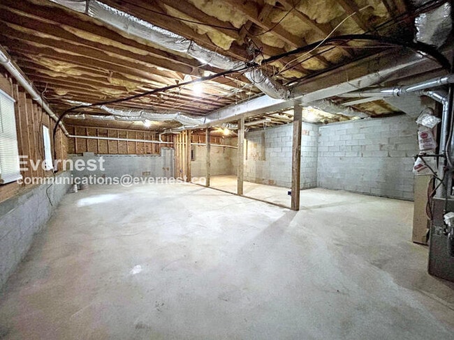 Building Photo - 368 Warrenton Dr