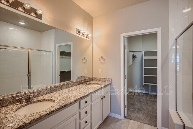 Building Photo - 5805 Wild Rye Dr