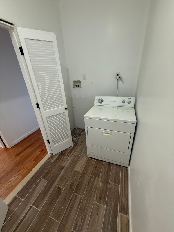 Building Photo - 76 Wakeman Ave