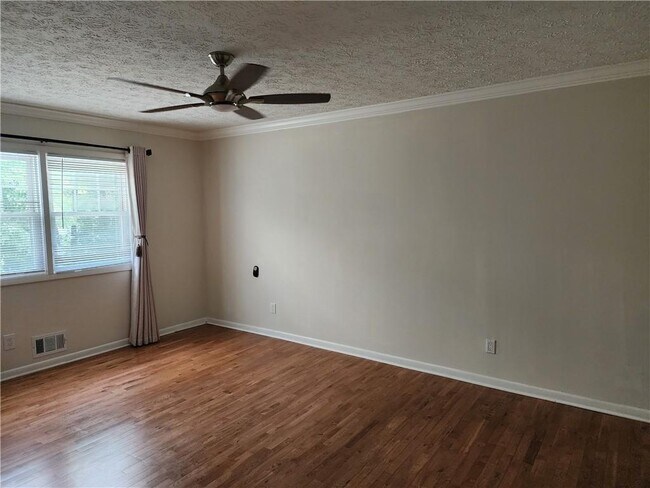 Building Photo - 3572 High Green Dr