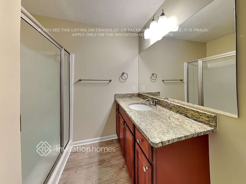 Building Photo - 264 Meek Dr