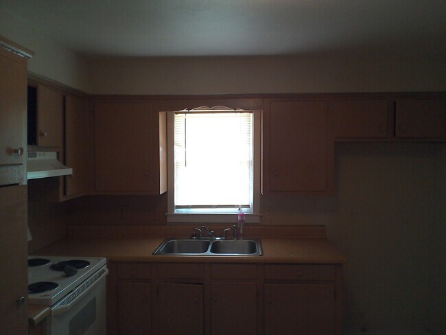 Building Photo - **ON HOLD**Total Electric** East Columbus, GA 3 Bedroom / 1 Bathroom Home for Rent***