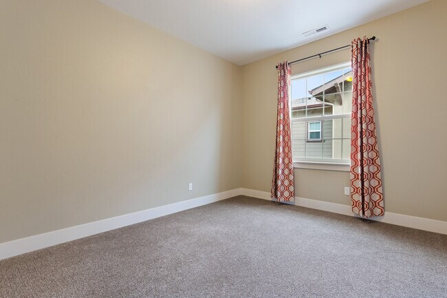 Building Photo - 3846 S Caddis Pl