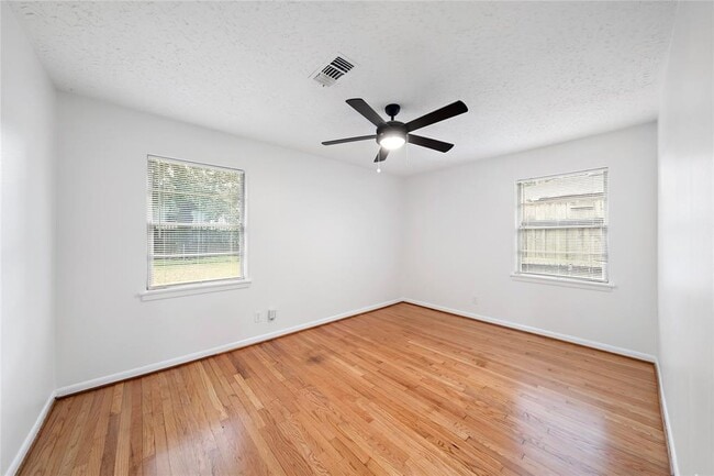 Building Photo - 4510 Billingsley St