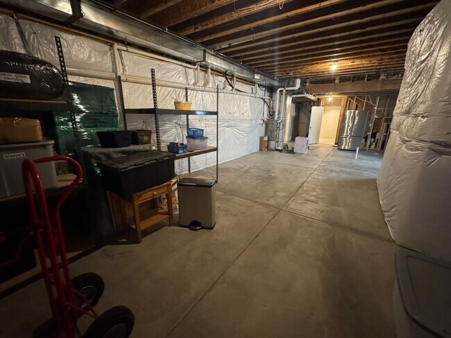 Building Photo - Perfect Sloan Lake Home with all the features and great views