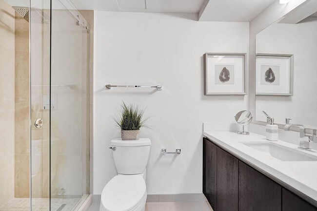 Building Photo - 3040 N Ocean Blvd