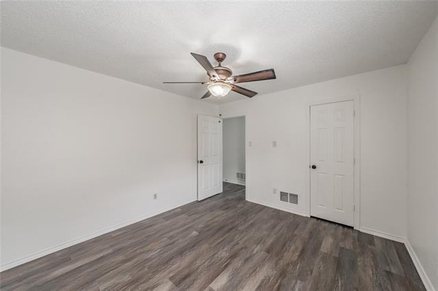 Building Photo - 308 Creekside Dr