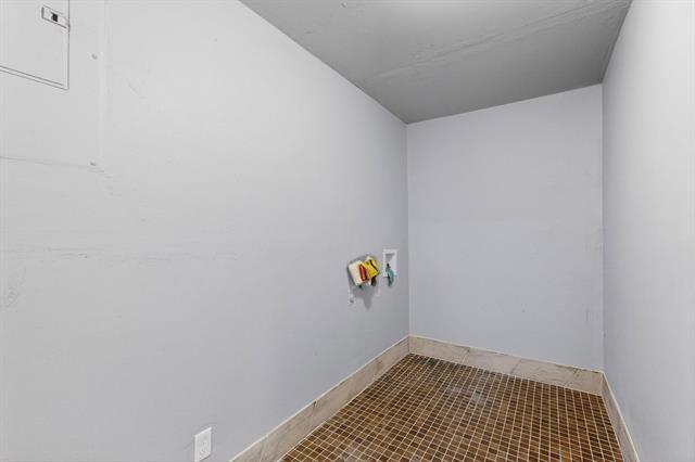 Building Photo - 104 Maxwell Rd