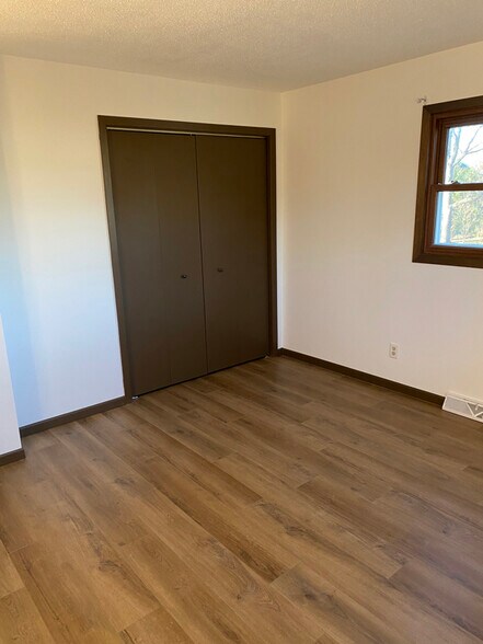 Building Photo - 836 N Wisconsin Ave