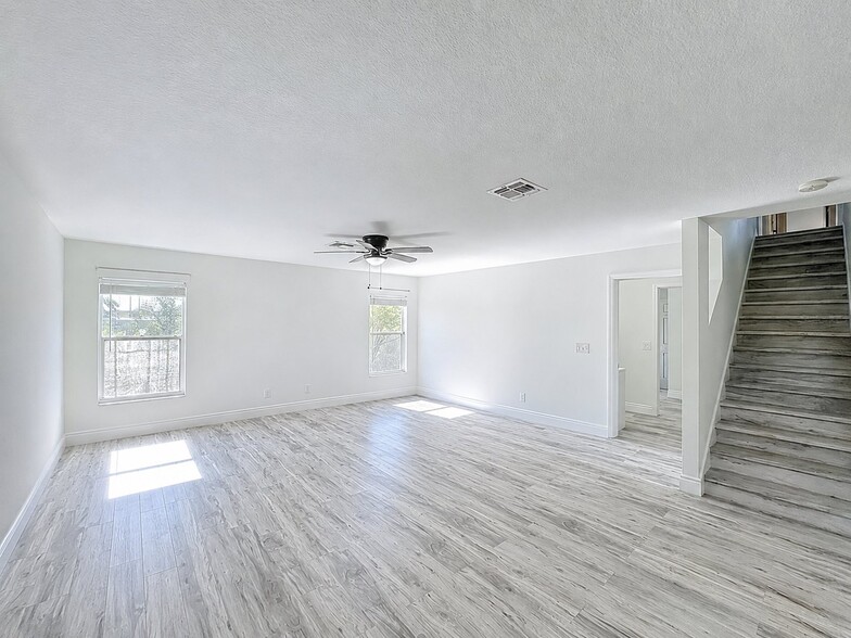 Building Photo - 13841 Chihuly Ct