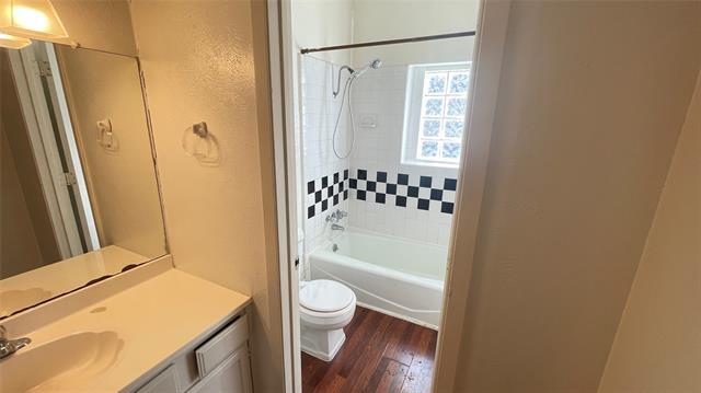 Building Photo - 5837 Velasco Ave