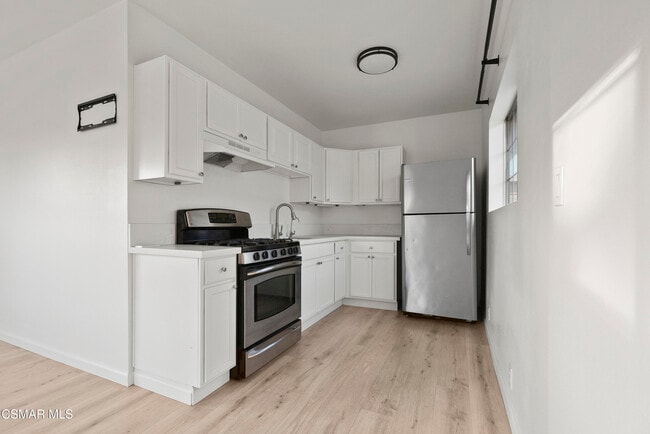 Building Photo - 151 Forbes Ln
