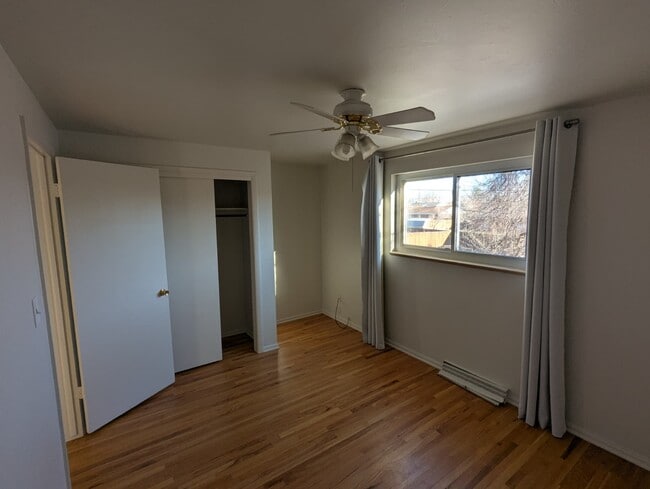 Building Photo - 6056 Simms St