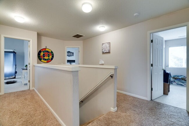 Building Photo - 16552 NE Pacific Terrace