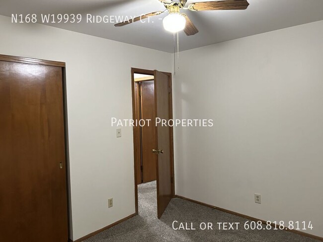 Building Photo - 2 Bedroom/ 1 Bathroom in Jackson, WI