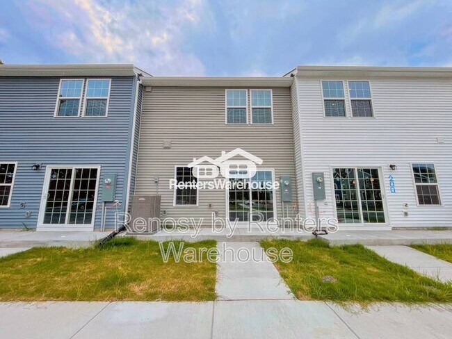 Building Photo - 202 Reid's Pl Dr