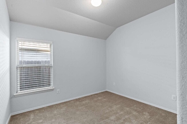 Building Photo - 2024 Cedar Tree Ct