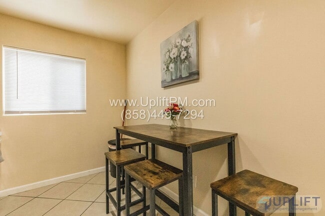 Building Photo - 4122 Gamma St