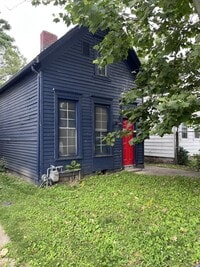 Building Photo - 1113 W Delaware St