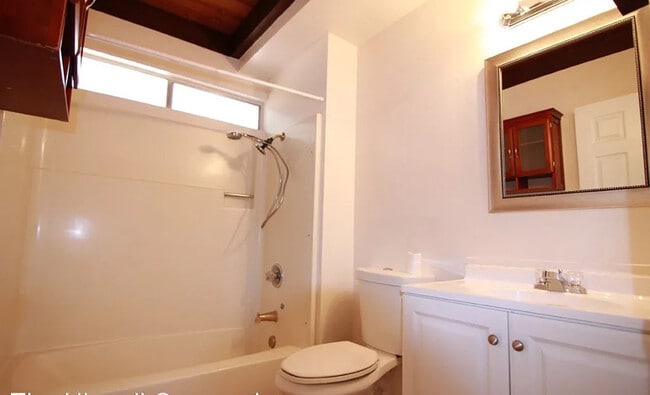 Building Photo - 14196 Decatur Dr