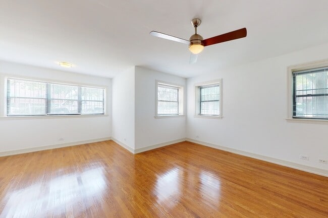 Floorplan - 5234-5244 S. Ingleside Avenue