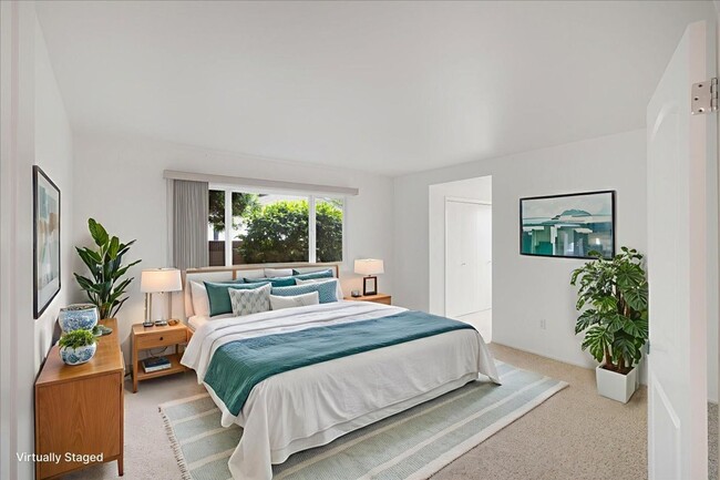 Building Photo - Beautiful Torrance Home