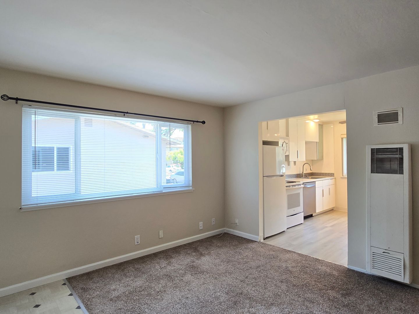 Building Photo - 3579 Agate Dr