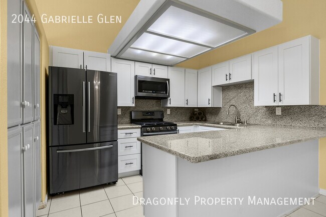 Building Photo - 2044 Gabrielle Glen
