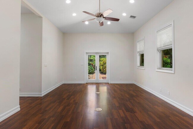 Building Photo - 16164 Bridlewood Cir