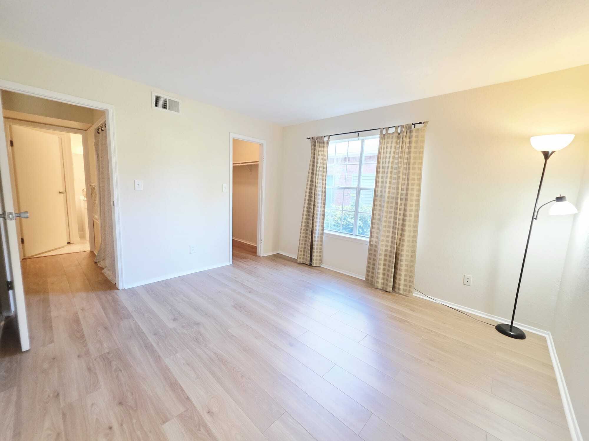 Building Photo - 9100 Dr Martin Luther King Jr St N