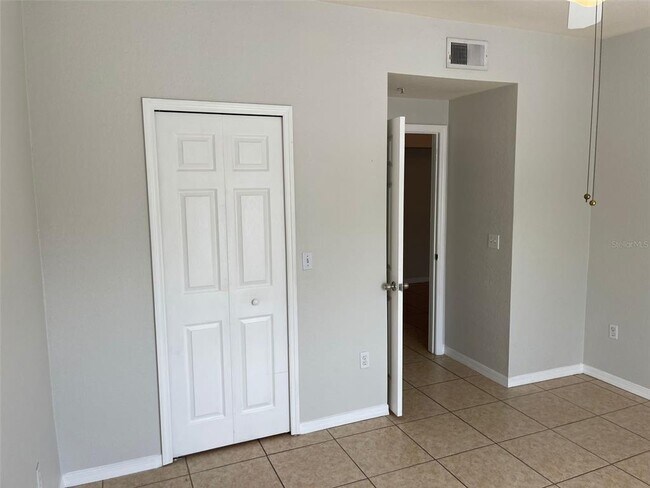 Building Photo - 5959 Westgate Dr