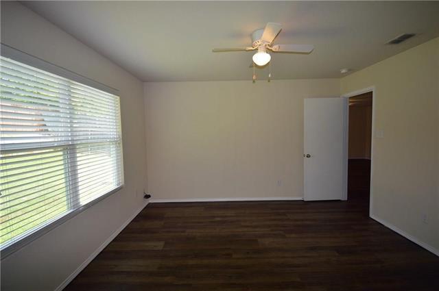 Building Photo - 1429 Raven Dr W
